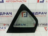 Стекло кузовное глухое (форточка) левое Nissan Note 833019U000