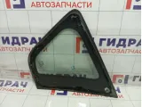 Стекло кузовное глухое (форточка) левое Nissan Note 833019U000