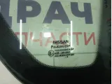 Стекло кузовное глухое (форточка) правое Nissan Note 833009U000