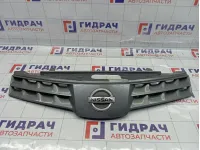 Решетка радиатора Nissan Note 623109U000