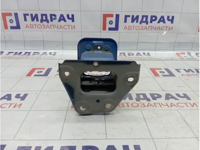 Кронштейн бампера переднего левый Nissan Note 751159U00A