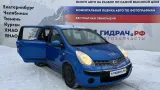 Крышка форсунки омывателя правая Nissan Note 286589U000