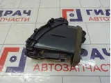 Дефлектор воздушный левый Nissan Note 687519U00B