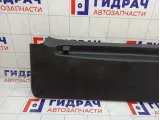 Обшивка двери багажника Nissan Note 909009U02A