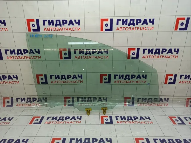 Стекло двери передней правой Nissan Note 803009U000