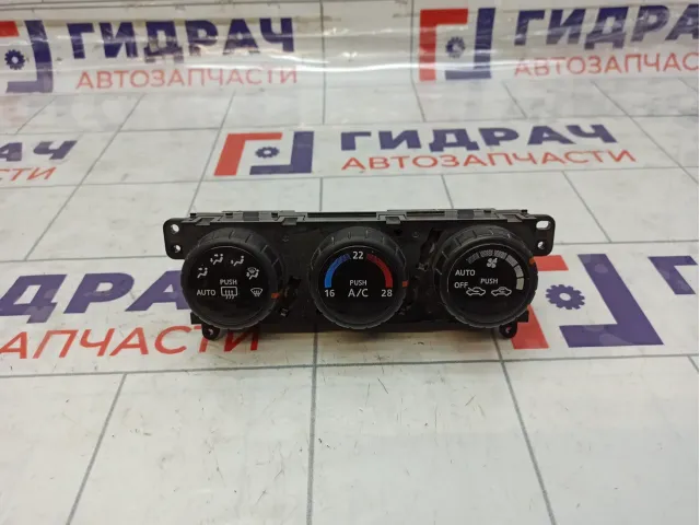 Блок управления климатической установкой Nissan Note 275009U15A