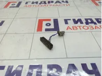 Кнопка открывания багажника Nissan Note 253809U00A