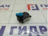 Моторчик заслонки отопителя (печки) Nissan Note N104722T