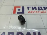Кнопка обогрева сидений правая Nissan Note 25500AX600