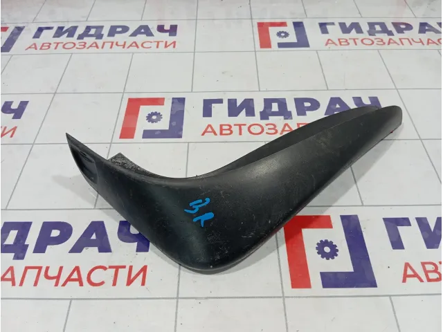 Брызговик задний правый Nissan Note 788129U000