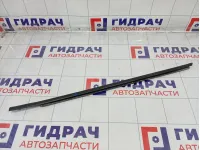 Накладка стекла заднего левого Nissan Note 828219U000