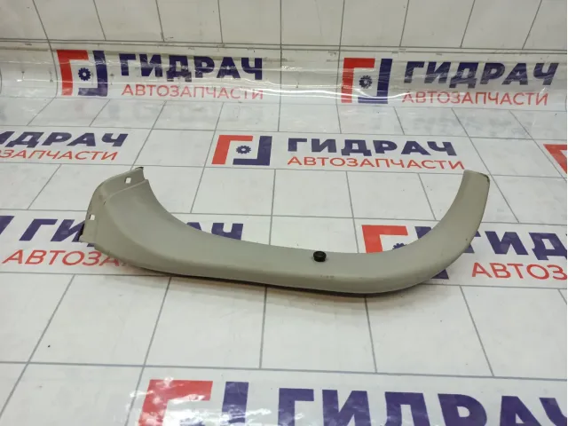 Обшивка двери багажника левая Nissan Note 909039U000