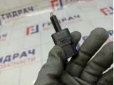 Датчик включения стоп сигнала Nissan Note 25320AX00E