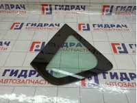 Стекло кузовное глухое (форточка) левое Nissan Note 833019U00B