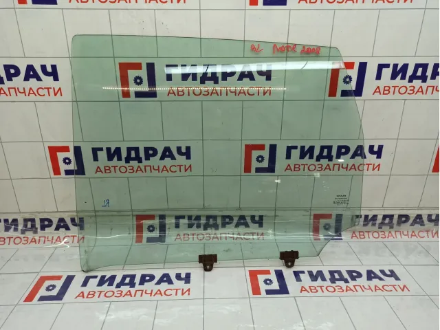 Стекло двери задней левой Nissan Note 823019U000