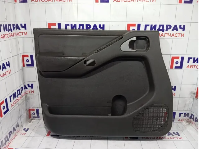 Обшивка двери передней левой Nissan Pathfinder 80901EB672