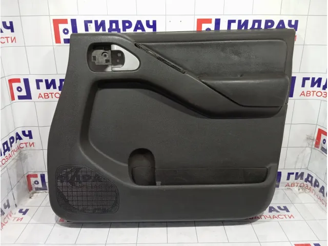 Обшивка двери передней правой Nissan Pathfinder 80900EB662