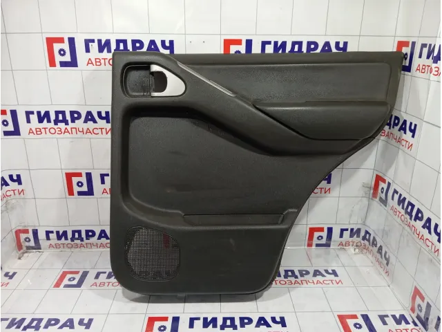 Обшивка двери задней правой Nissan Pathfinder 82900EB602