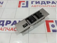 Блок управления стеклоподъемниками Nissan Pathfinder 25401EB302