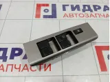 Блок управления стеклоподъемниками Nissan Pathfinder 25401EB302