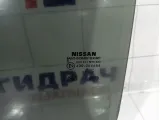 Стекло двери задней левой Nissan Pathfinder 82301EB33A