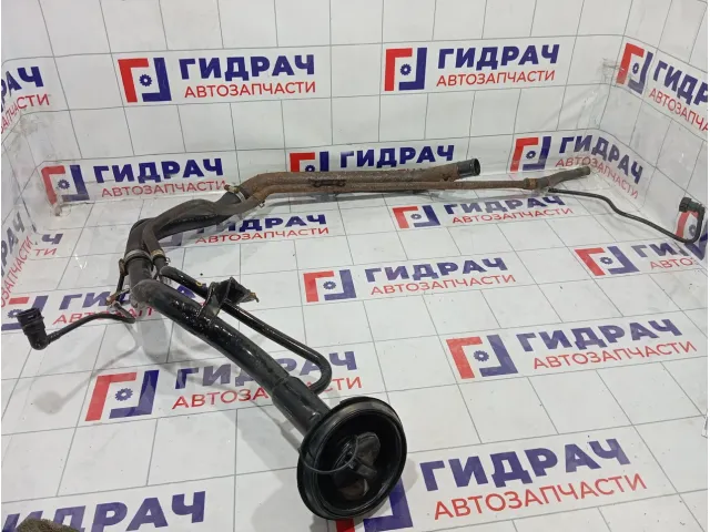 Горловина топливного бака Nissan Pathfinder 17221EA510