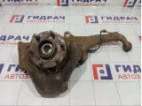 Кулак поворотный передний правый Nissan Pathfinder 40014EB000