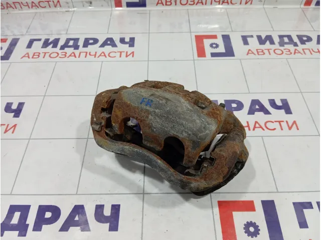 Суппорт тормозной передний правый Nissan Pathfinder 41001EB32A