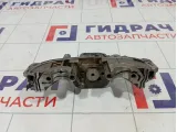 Кронштейн крепления распредвалов левый Nissan Pathfinder