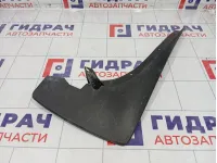 Брызговик передний правый Nissan Pathfinder