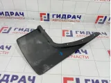 Брызговик задний левый Nissan Pathfinder