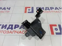 Кронштейн бампера передний правый Nissan Pathfinder