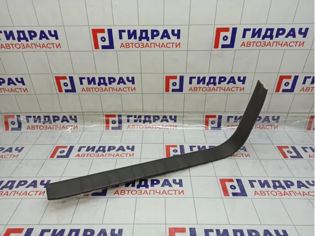 Накладка порога внутренняя передняя правая Nissan Pathfinder 769B4EB002