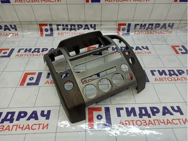 Рамка магнитолы Nissan Pathfinder 68260EB31D