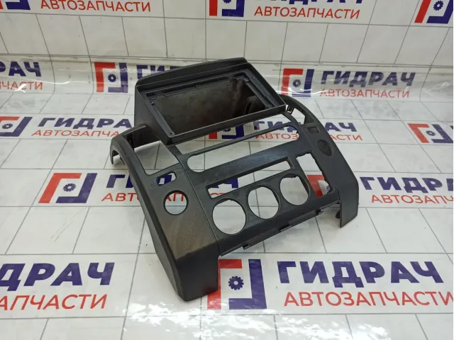 Рамка магнитолы Nissan Pathfinder