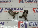 Петли двери передней правой Nissan Pathfinder