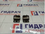 Петли двери багажника Nissan Pathfinder