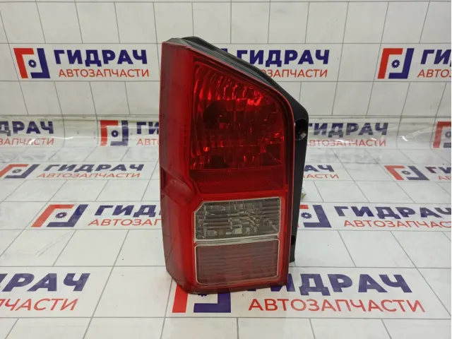 Фонарь задний левый Nissan Pathfinder 26555EB300