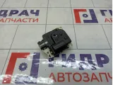 Моторчик заслонки отопителя (печки) Nissan Pathfinder VP5NEH19E616EB