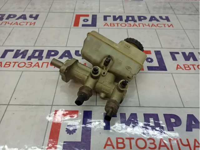 Цилиндр тормозной главный Nissan Pathfinder