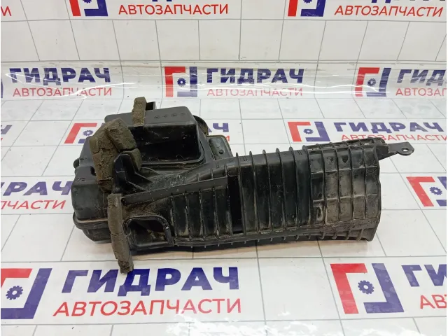 Резонатор воздушного фильтра Nissan Patrol (Y62) 165491LA0B