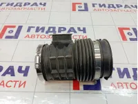 Патрубок воздушного фильтра Nissan Patrol (Y62)