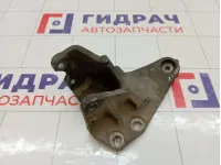 Кронштейн генератора Nissan Patrol (Y62) 117101LA0A