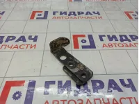 Кронштейн защиты двигателя правый Nissan Patrol (Y62) 50822-1LB0A