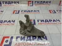 Кронштейн генератора Nissan Patrol (Y62) 11710-1LA0A