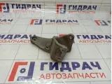 Кронштейн генератора Nissan Patrol (Y62) 11710-1LA0A