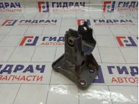 Кронштейн двигателя правый Nissan Patrol (Y62)