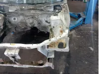 Лонжерон передний левый Nissan Primera (P12) Лонжерон передний левый Nissan Primera (P12)