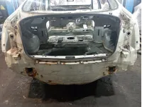 Панель задняя Nissan Primera (P12)