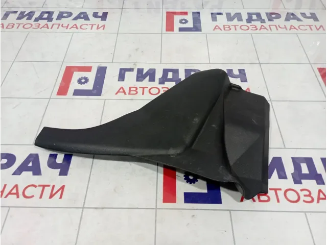 Накладка центральной консоли правая Nissan Primera (P12) 68920-AU000